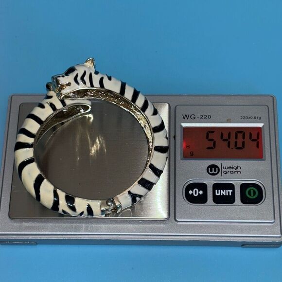 Vintage Alilang enamel twin tiger bracelet clamp cuff black/white marked - Picture 10 of 10